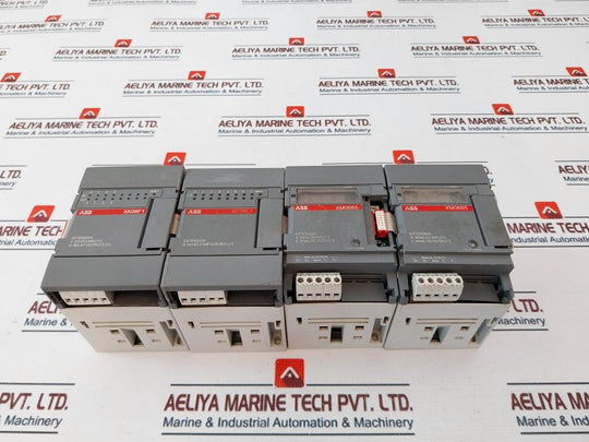 ABB XM06B5-K12.0,XK08F1-A3.0,XC08L1-D4.0, 4 Analog Output Module