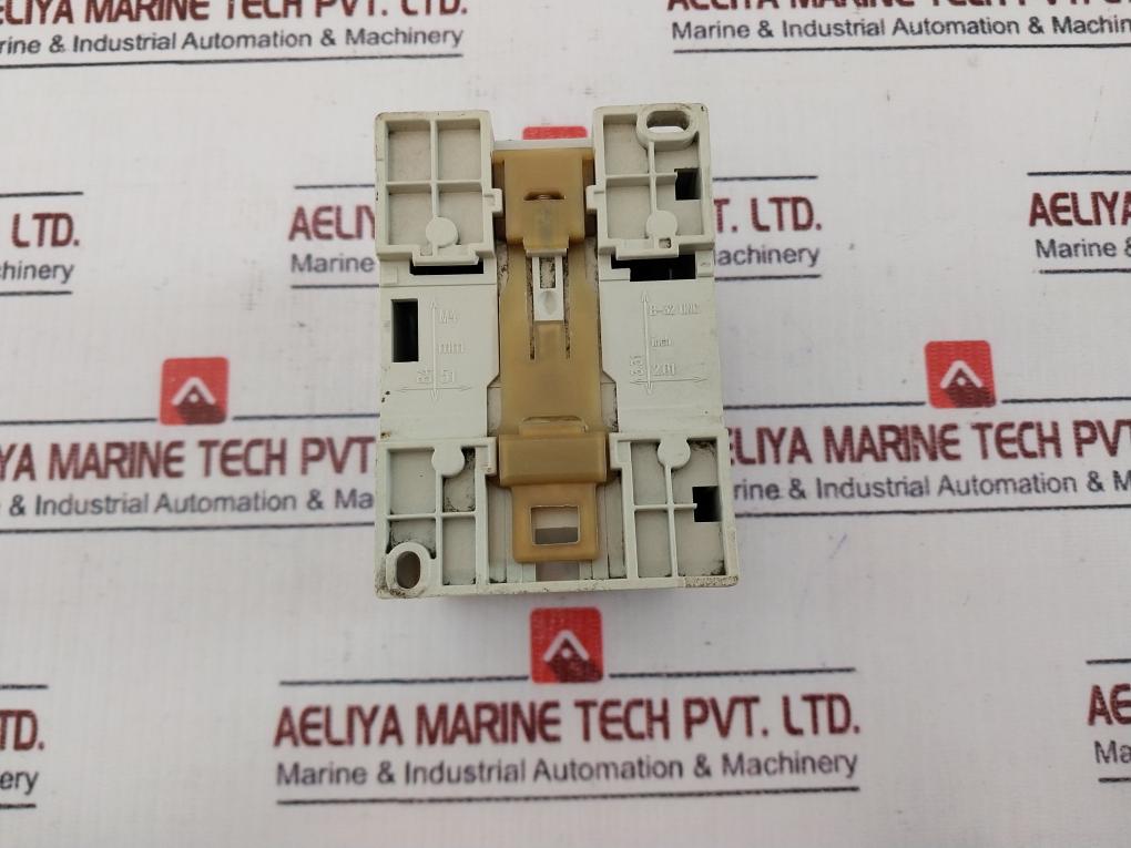 Abb Xo08R1 8 Relay Output Extension Module Xoo8R1-b04