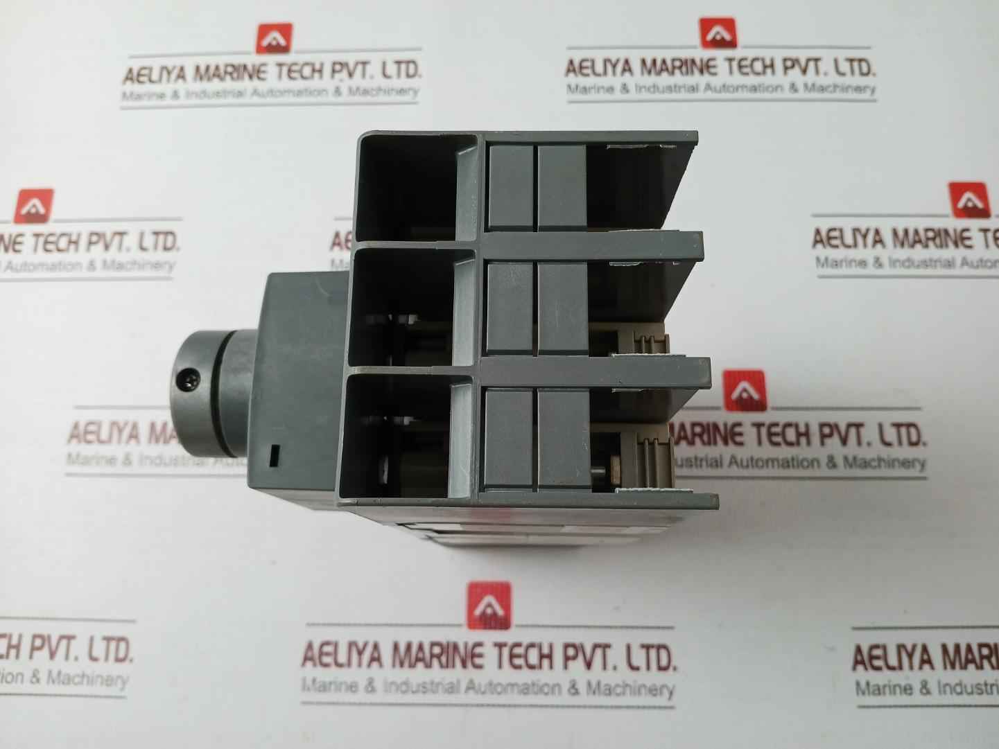 Abb Xt2h-125 Molded Case Circuit Breaker Sace Tmax 690v Ac-500v Dc 703-46
