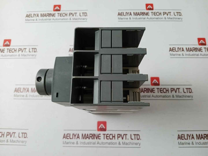 Abb Xt2h-125 Molded Case Circuit Breaker Sace Tmax 690v Ac-500v Dc 703-46