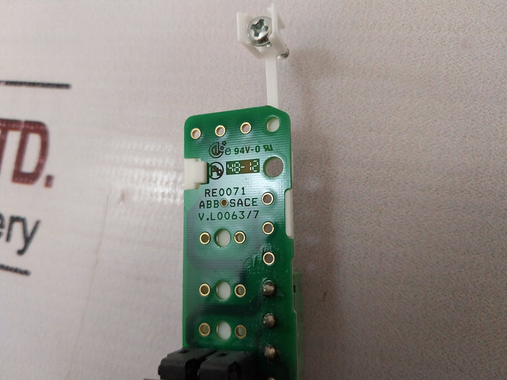 Abb 1Sda051368R1 Aux-auxiliary Contact Kit 250V-24V 94V-0