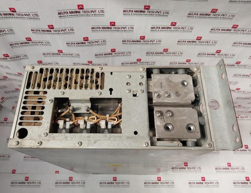 Abb 68606039 Inverter Drive Module Acs800-104Lc-0700-7+E205+Q950 709-976 Vdc.