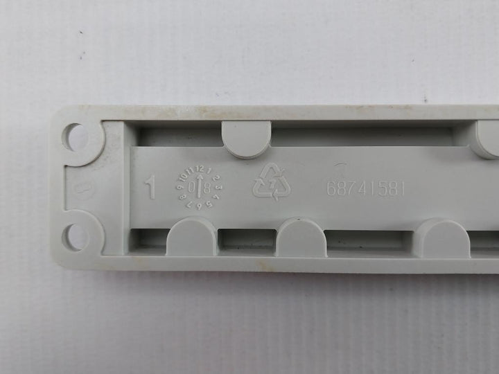 Abb 68741581 Universal Busbar Support