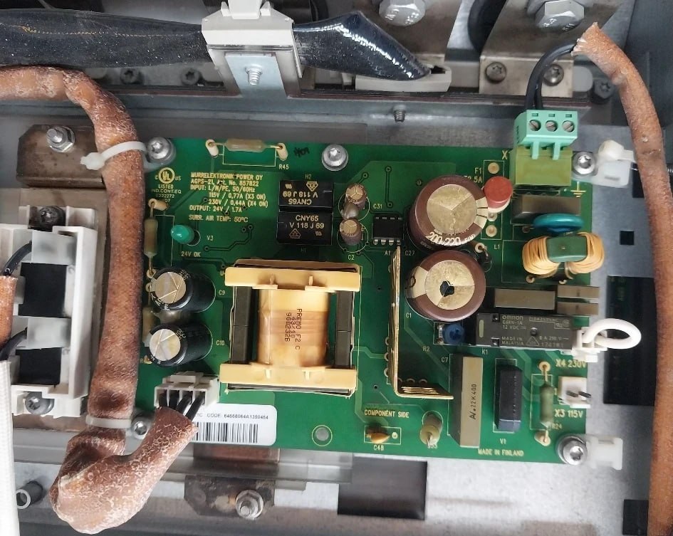 Abb Acs800-104-0440-7+E205+Q950+V991 Inverter Drive Module 709–976 Vdc 458A