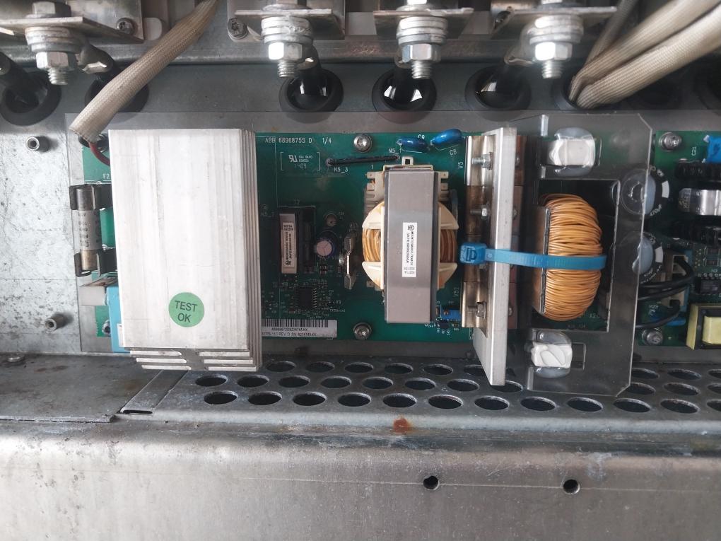 Abb Acs800-104-0580-7+C126+E205+V991 Inverter