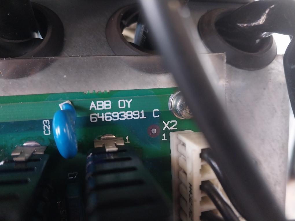 Abb Acs800-104-0580-7+C126+E205+V991 Inverter