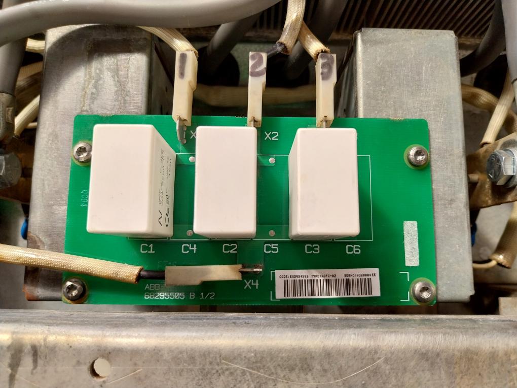 Abb Acs800-104-0580-7+E205+V991 Inverter Drive Module 68685192 709-976 Vdc 583 A
