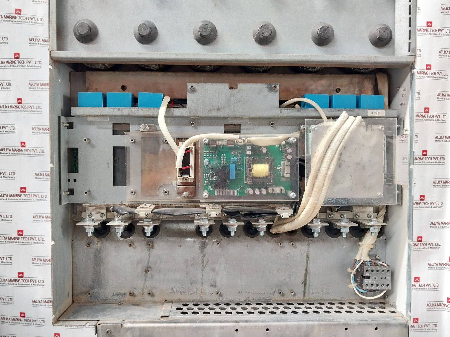 Abb Acs800-104-0580-7+E205+V991 Inverter Drive Module 68685192 Ip00 709–976 Vdc