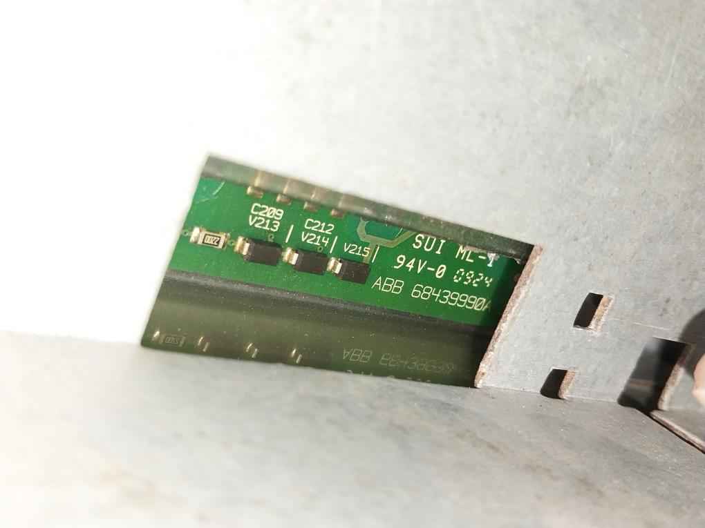 Abb Acs800-104-0580-7+E205+V991 Inverter Drive Module 68685192 Ip00 Aofc-02