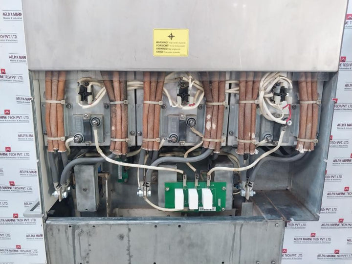 Abb Acs800-104-0580-7+E205+V991 Inverter Drive Module Ip00 68685192 709–976 Vdc