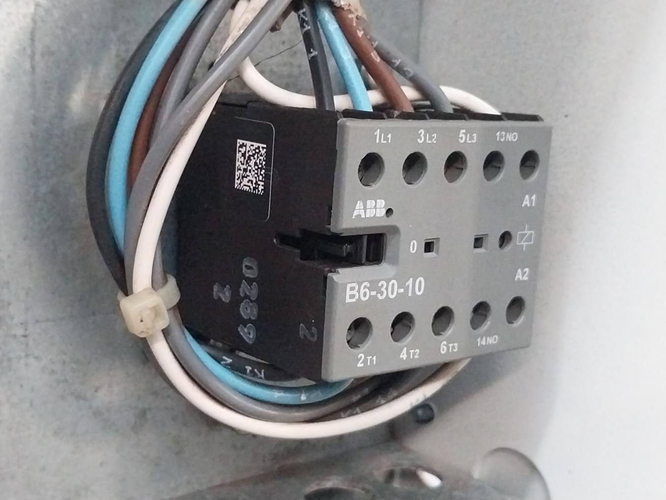 Abb Acs800-104-0580-7+E205+V991 Inverter Drive Module Ip00 68685192 709–976 Vdc