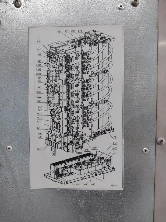 Abb 68606039 Inverter Drive Module Acs800-104Lc-0700-7+E205+Q950 709-976 Vdc..