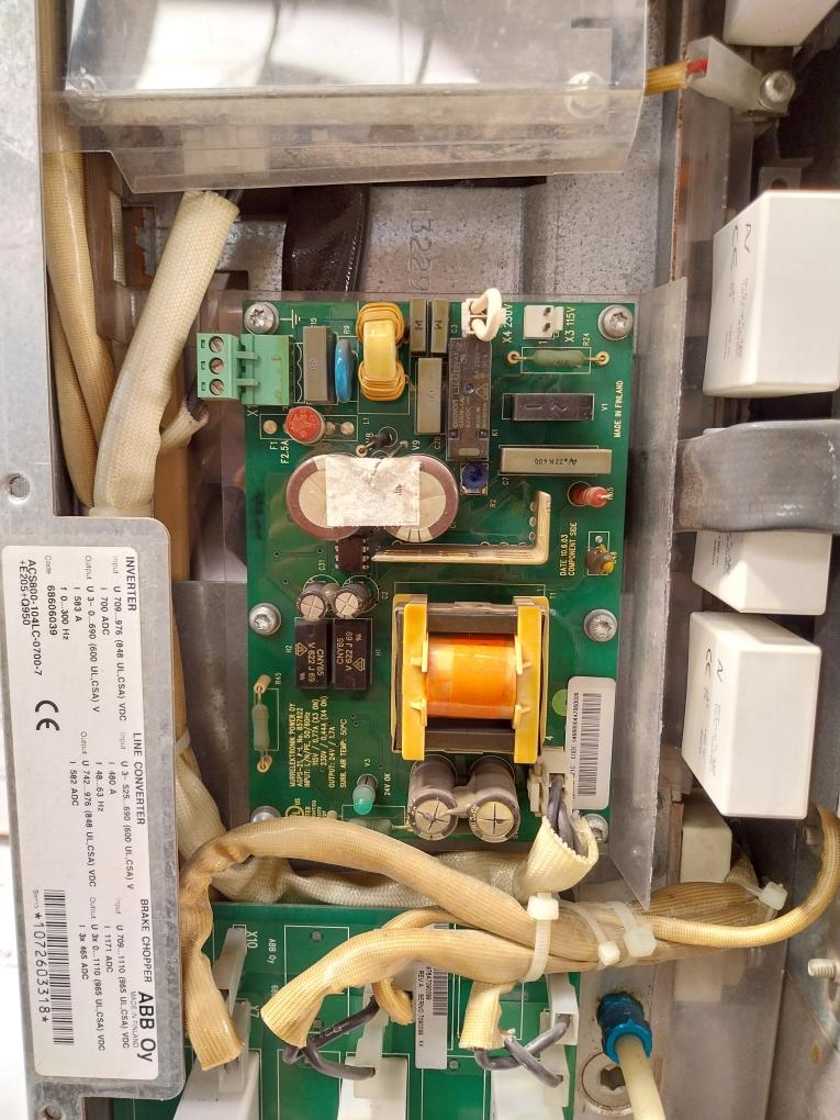 Abb Acs800-104Lc-0700-7+E205+Q950 Inverter Drive Module 709-1110V Dc 1171 A