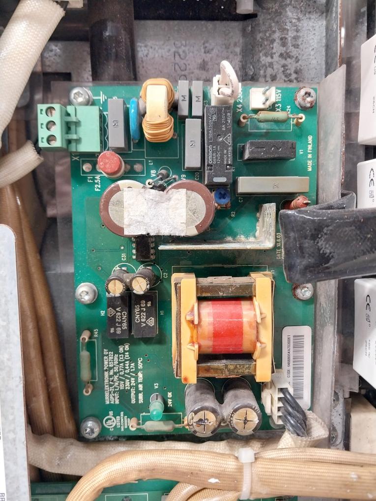 Abb Acs800-104Lc-0700-7+E205+Q950 Inverter Drive Apow-01C, Aint-14C, Agps21C