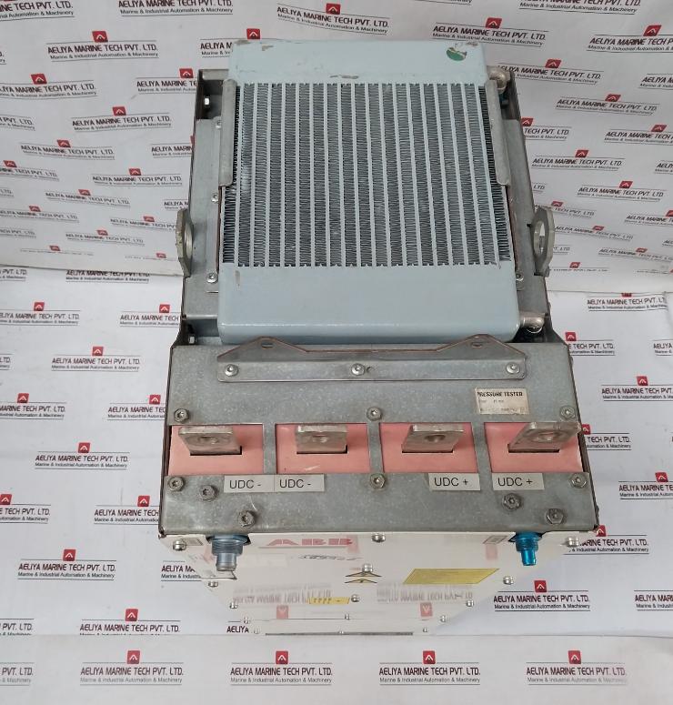 Abb Acs800-704Lc-2150-7 Drive Supply Unit 68648858 380–690 V Ac 1796 A 48–63 Hz