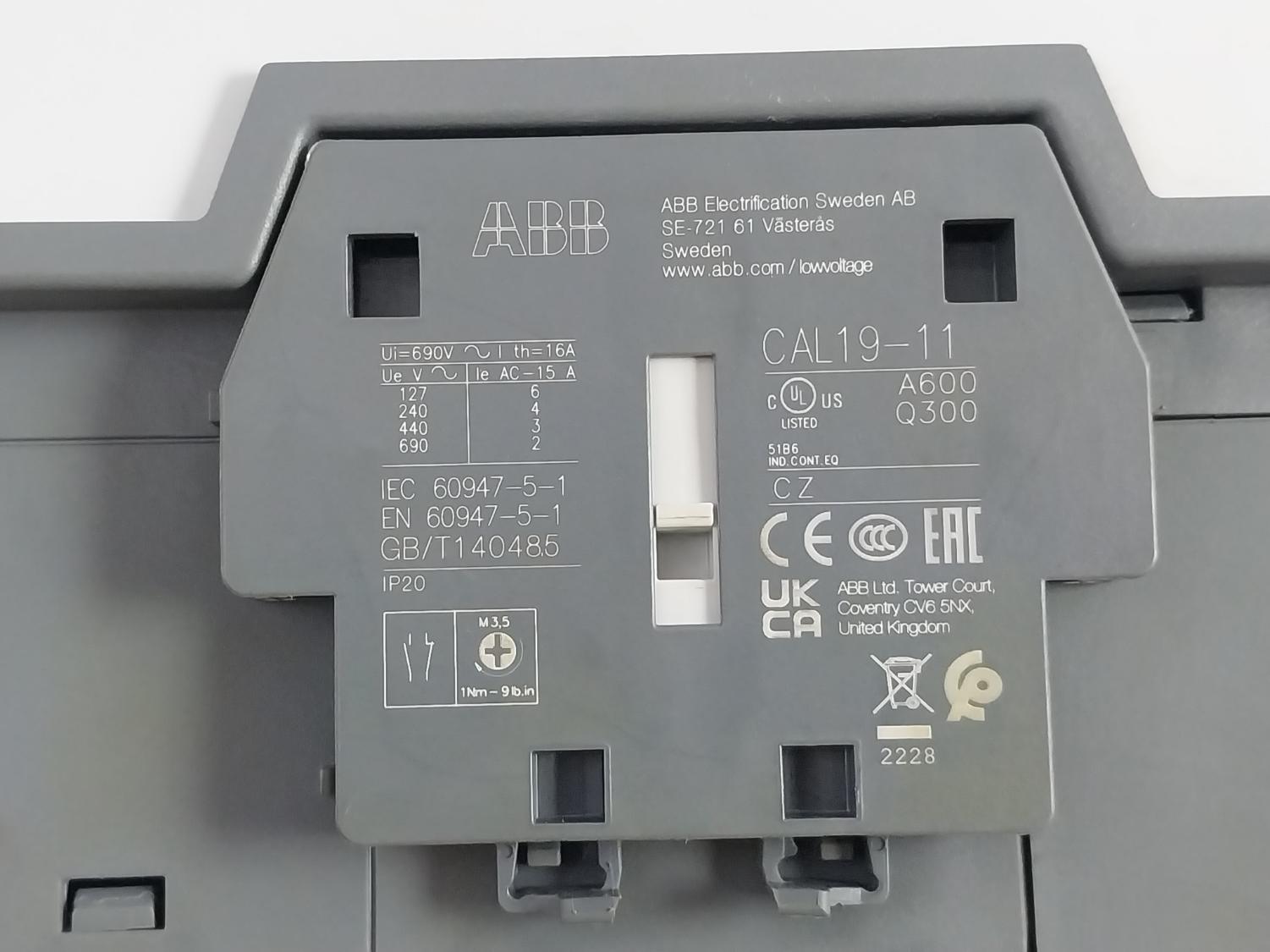 Abb Af370-30 Contactor 1000V 1Sfc100008M0201 100–250V Ac/Dc 50/60 Hz 16A