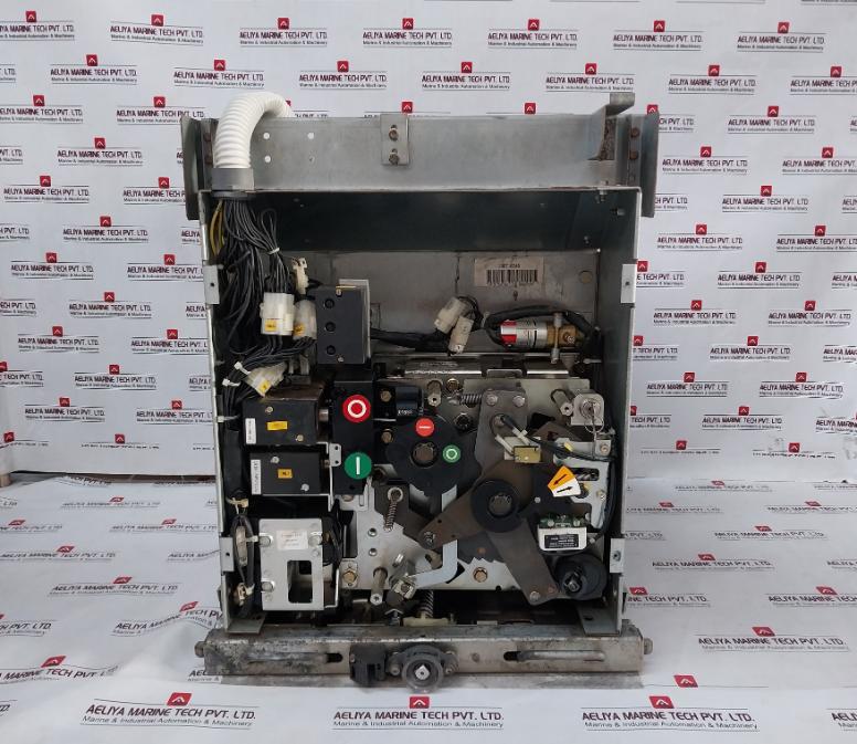 Abb Hd4/W 12.06.32 Circuit-breaker 50/60 Hz