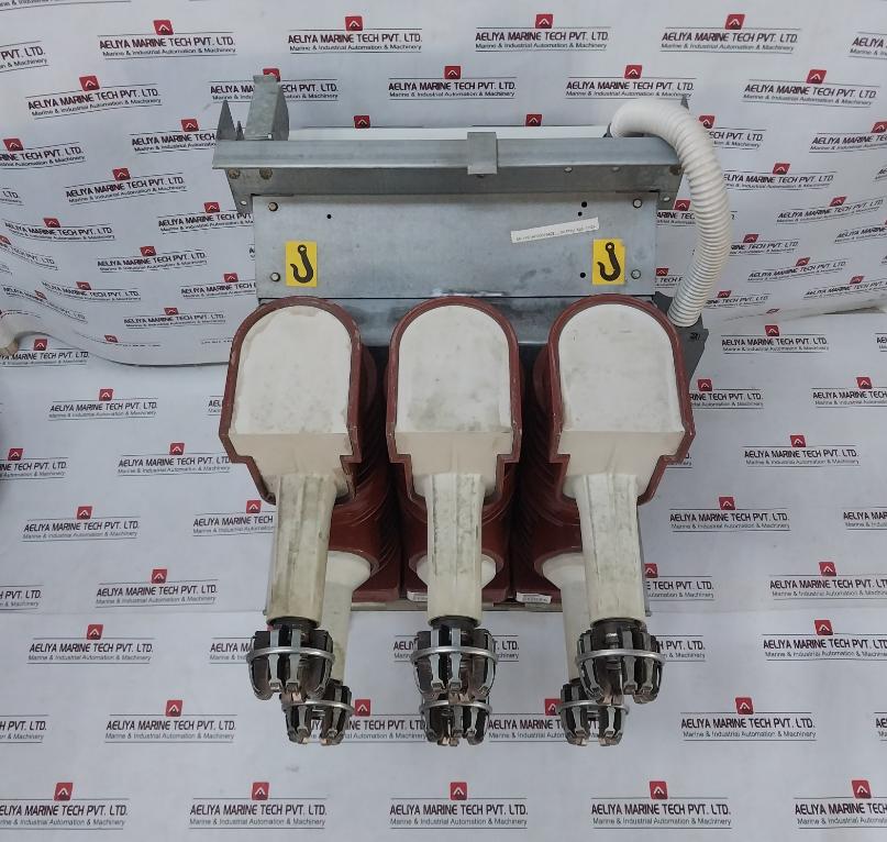Abb Hd4/W 12.06.32 Circuit-breaker 50/60 Hz.