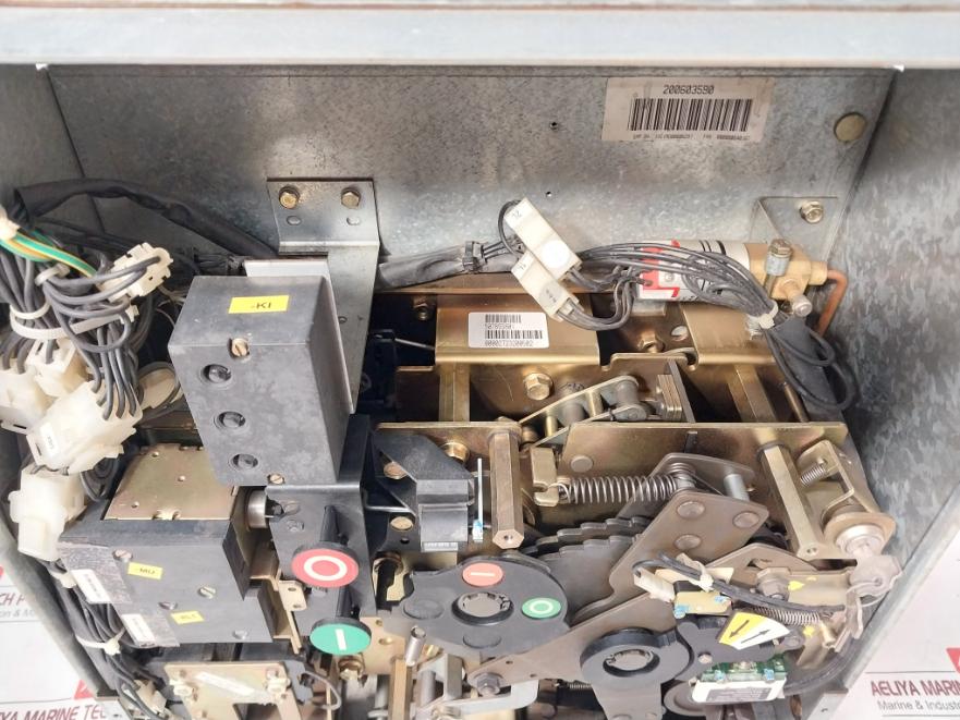 Abb Hd4/W 12.06.32 Circuit-breaker Iec 62271-100 12 Kv 630 A 50/60 Hz