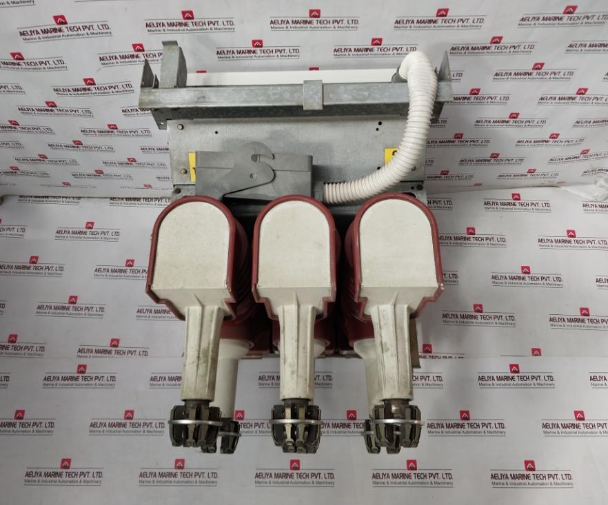 Abb Hd4/W 12.06.32 Circuit-breaker Iec 62271-100 12 Kv 630 A 50/60 Hz