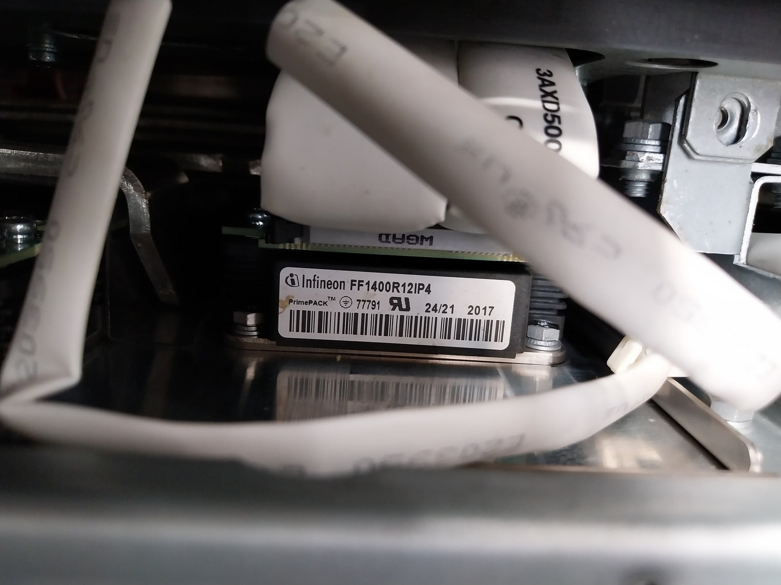 Abb Pvs980-104Sc-875A-7 Inverter Module Ip00 650-1500Vdc 480-690Vac F2 50/60Hz