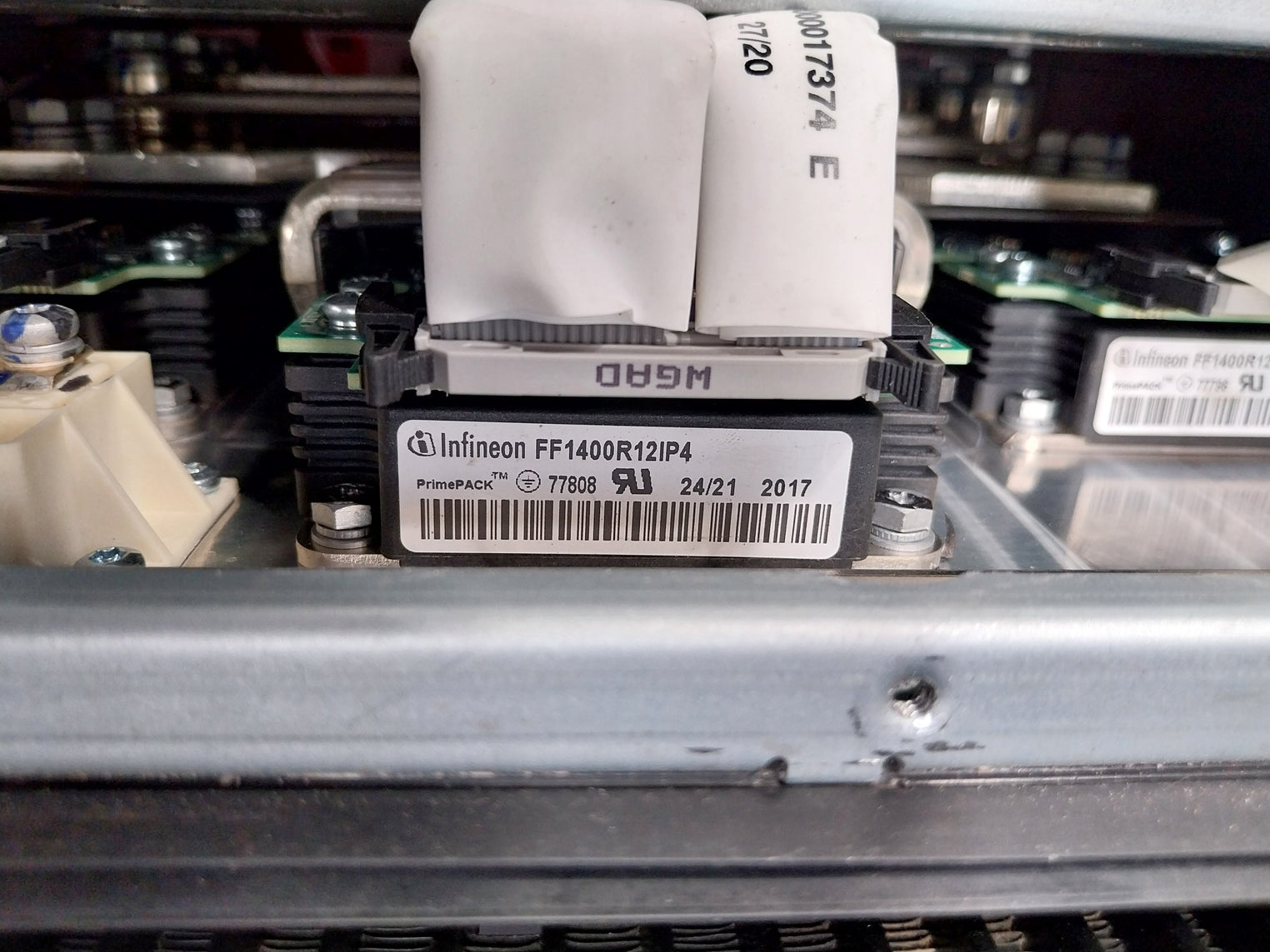 Abb Pvs980-104Sc-875A-7 Inverter Module Ip00 650-1500Vdc 480-690Vac F2 50/60Hz