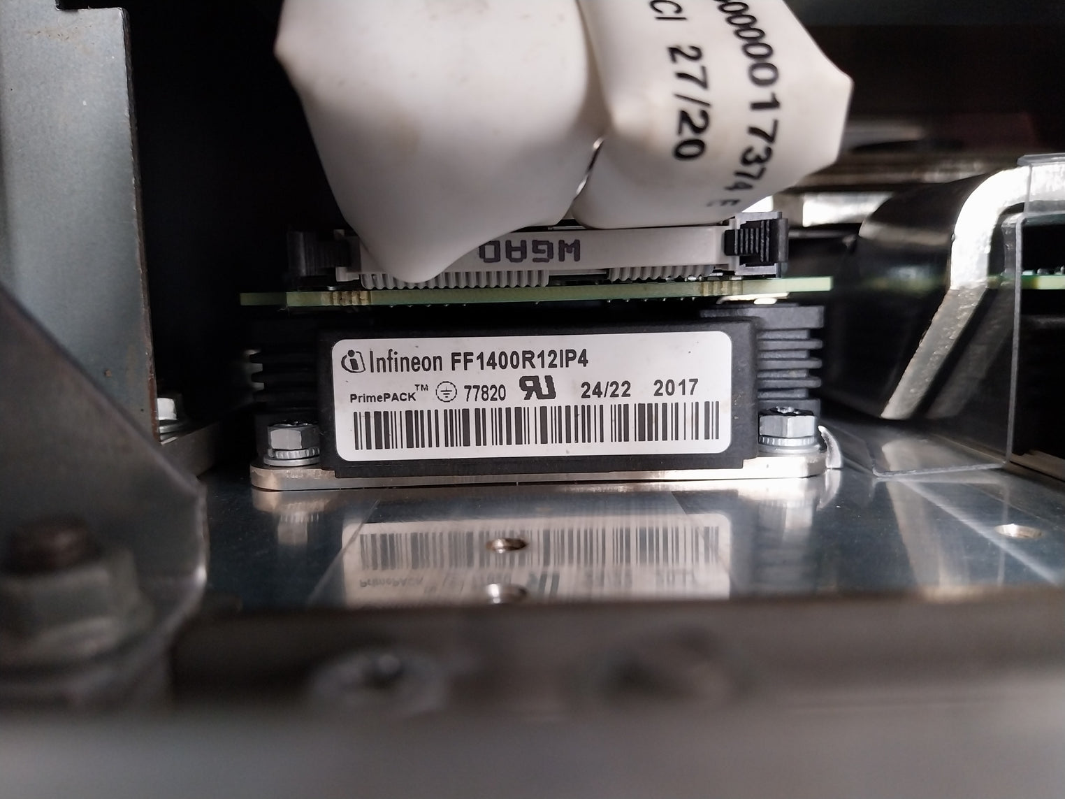 Abb Pvs980-104Sc-875A-7 Inverter Module Ip00 650-1500Vdc 480-690Vac F2 50/60Hz