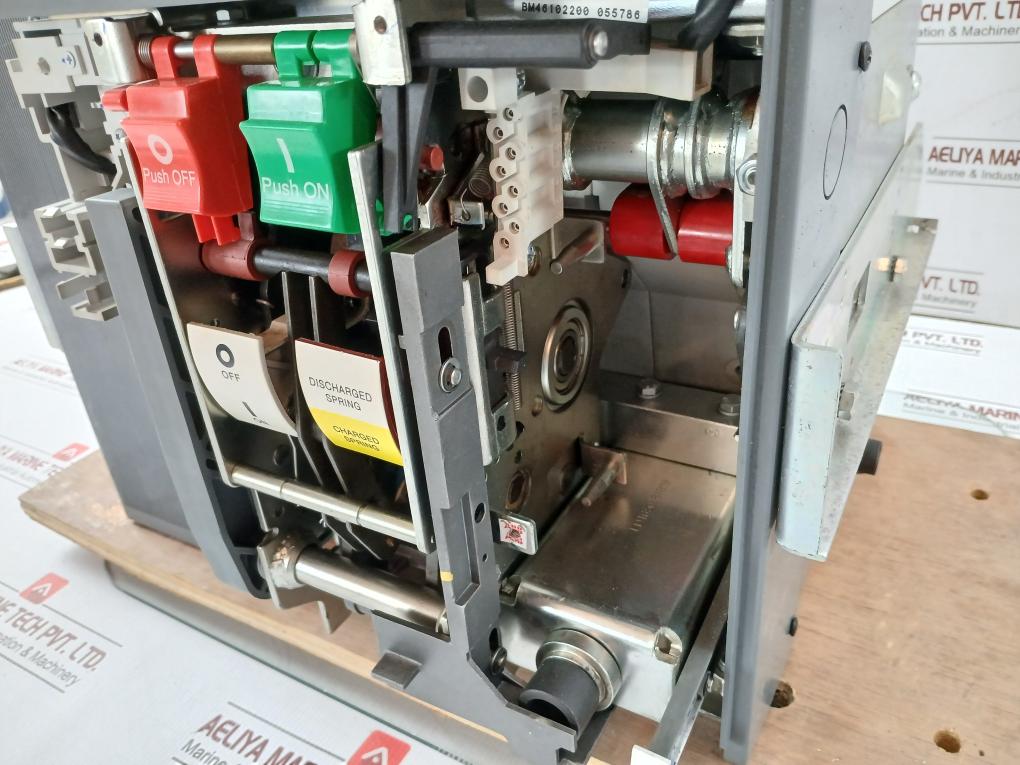 Abb Sace E1N 16 Sace Emax Circuit Breaker 400V Ac 3A Bm46102200 ~50-60 Hz