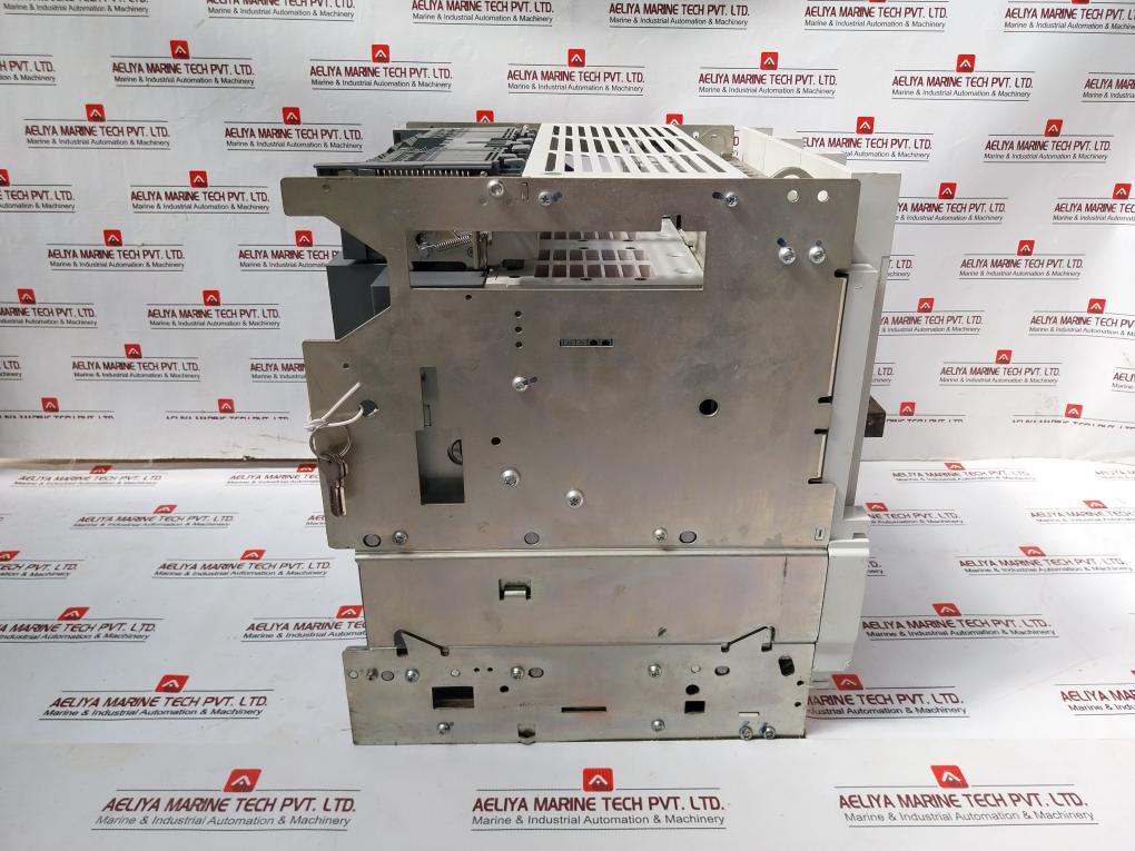 Abb Sace E4.2S Air Circuit Breaker 3200A 50-60Hz 12Kv 220-250V Ac-dc