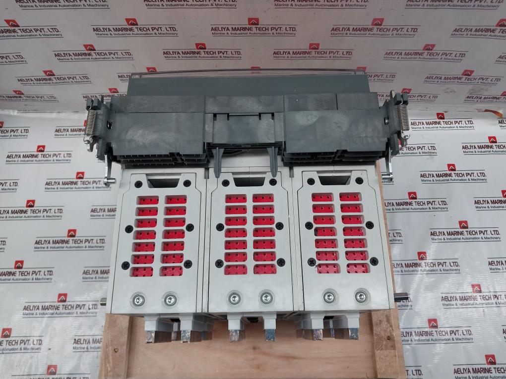 Abb Sace Emax E2.2N 2500A Low Voltage Air Circuit-breaker Set 1Sda073909R1