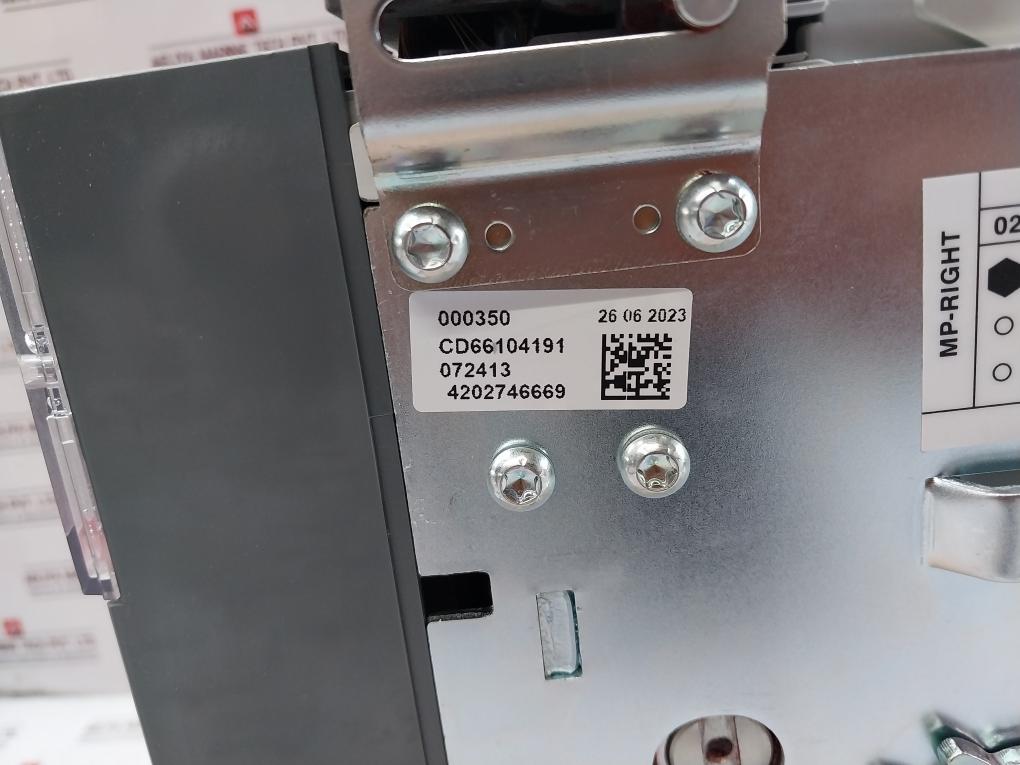 Abb Sace Emax E2.2N 2500A Low Voltage Air Circuit-breaker Set 1Sda073909R1