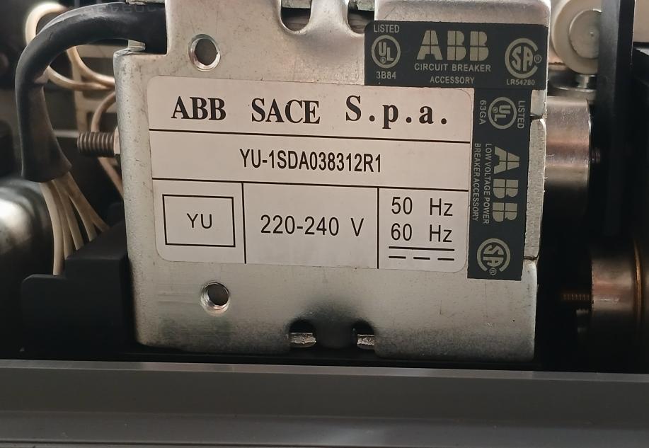 Abb Sace Pr122/P-lsi Sace Emax E4 Circuit Breaker 4000 A 690 V 50/60 Hz