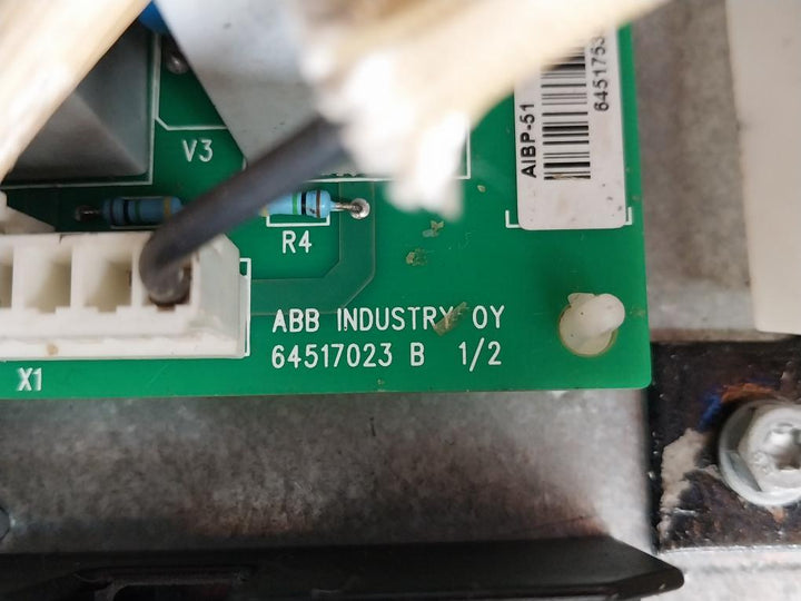 Abb Vfd Frequency Drive Acs800-04-0320-5+C189+E208+E210+J400+K454+L509+N651+P901