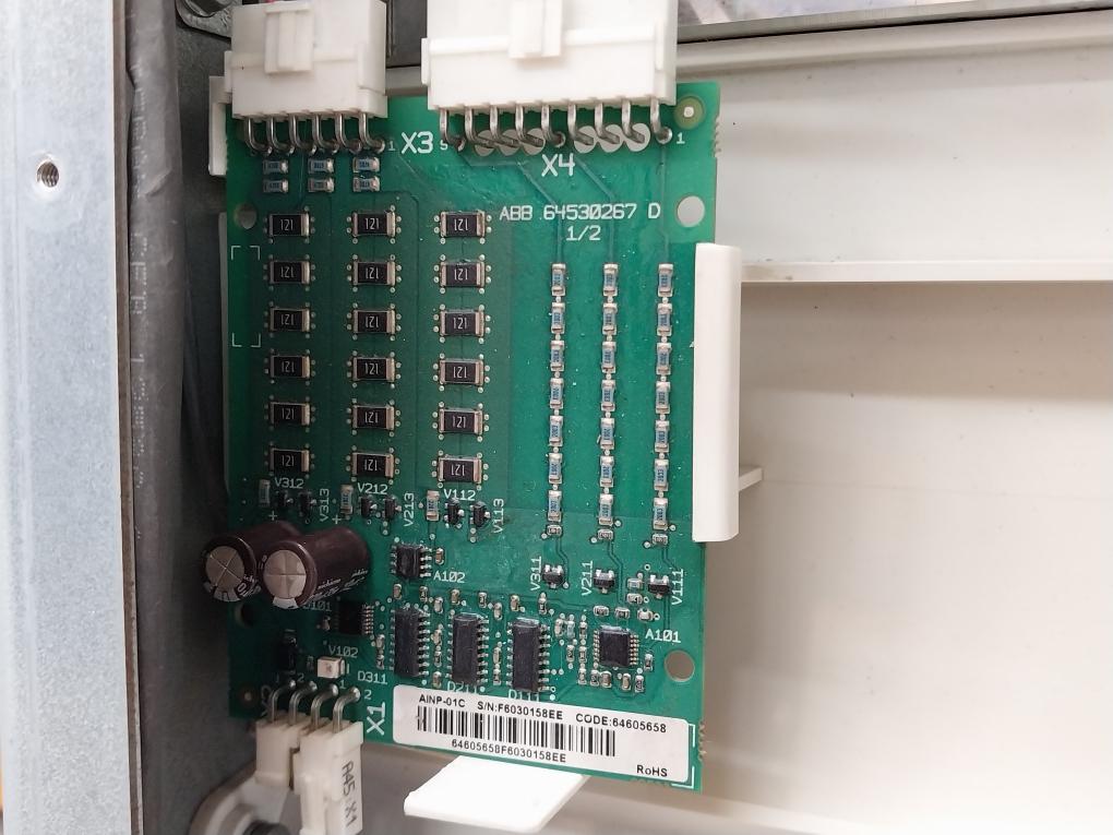 Abb Vfd Frequency Drive Acs800-04-0320-5+C189+E208+E210+J400+K454+L509+N651+P901