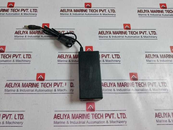 ABIT SA165E-24U-L Switching AC Adapter 100-240V DC 24V 3.0A