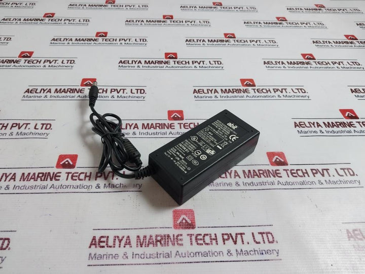 ABIT SA165E-24U-L Switching AC Adapter 100-240V DC 24V 3.0A