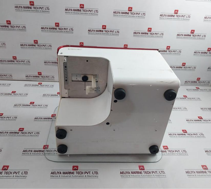 Accuri C6 Flow Cytometer 85-bbb-020-703