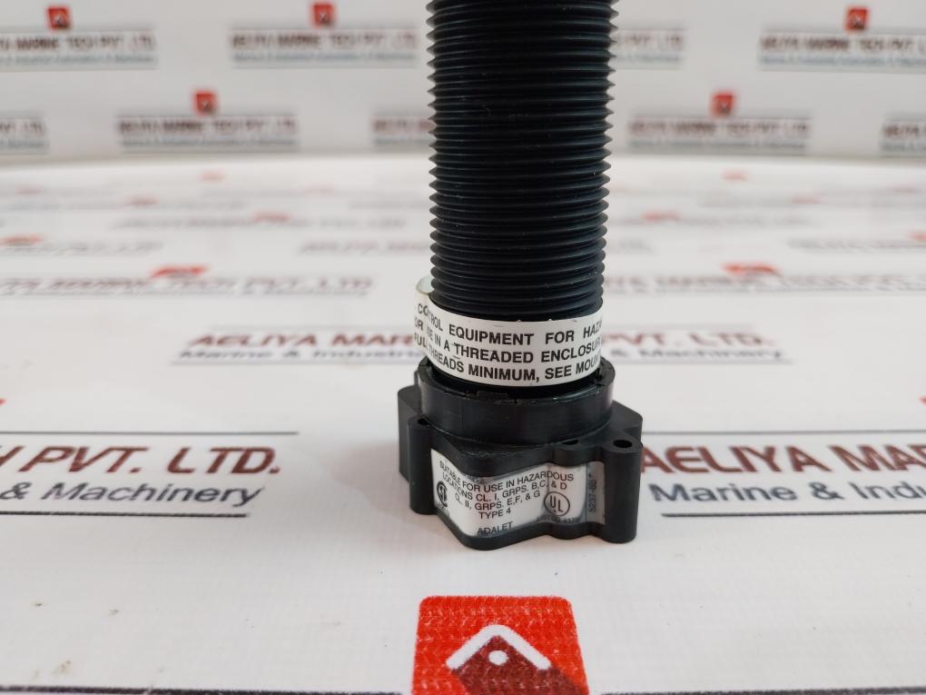 Adalet Xvhs Selector Switch-long & Panel Mount 5237-7