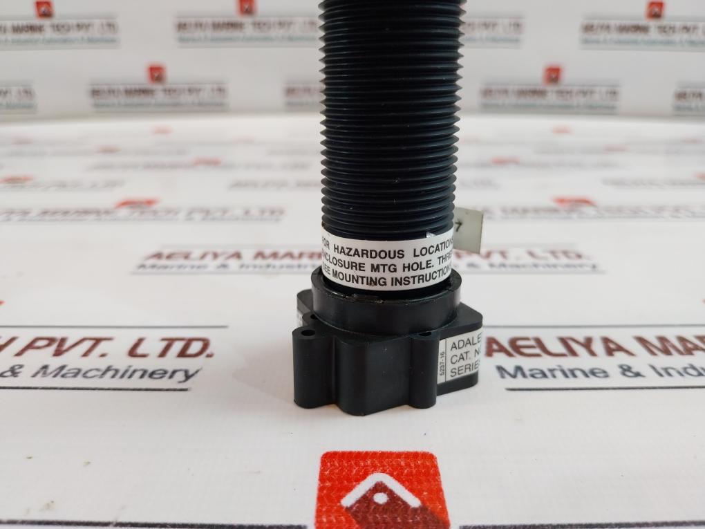 Adalet Xvhs Selector Switch-long & Panel Mount 5237-7