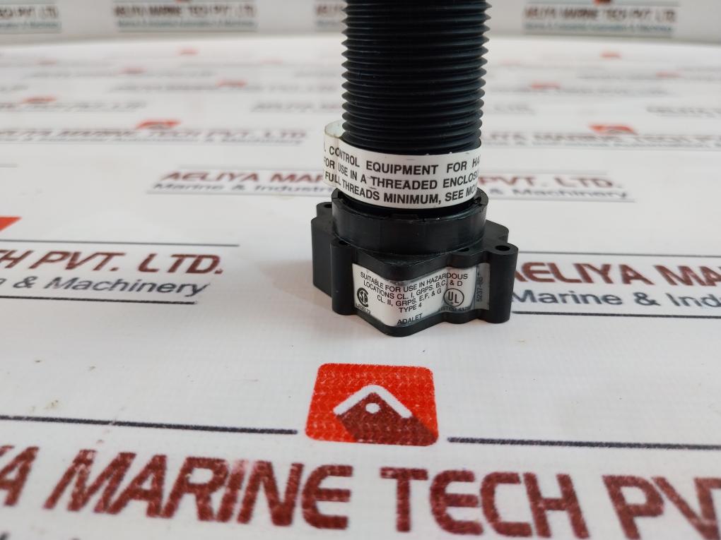 Adalet Xvhs Selector Switch-long & Panel Mount 5237-7