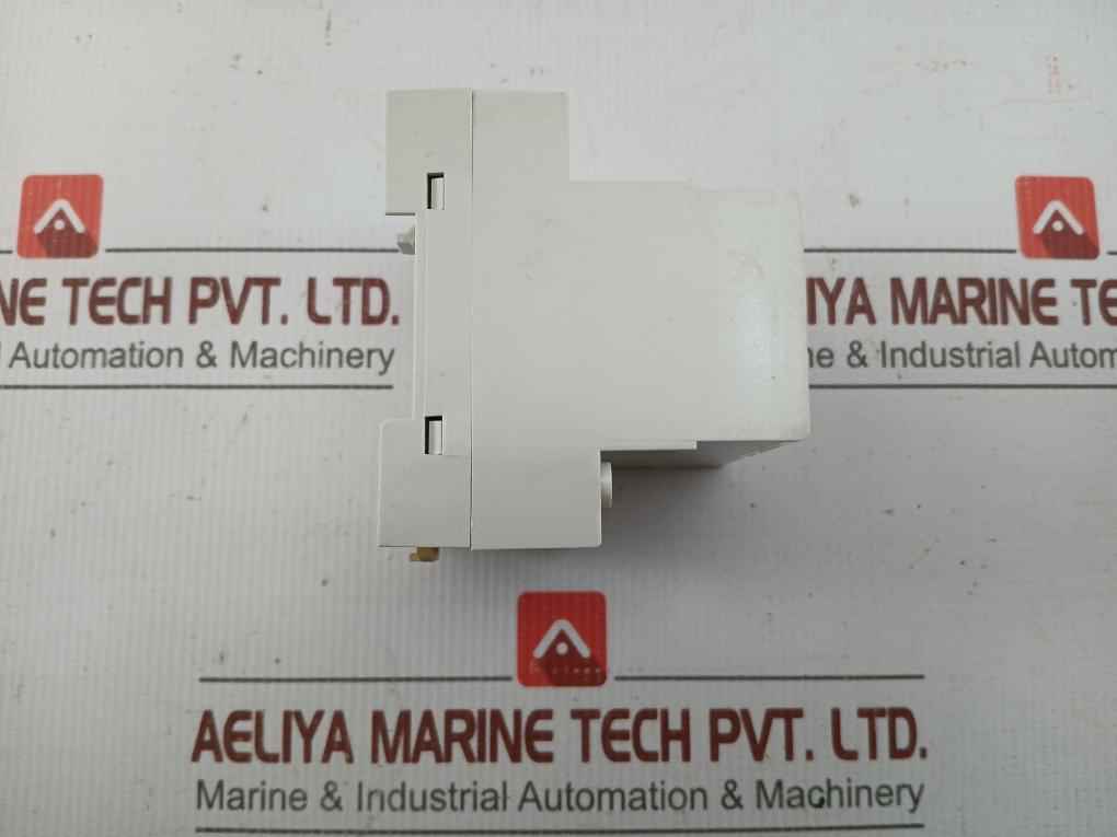 Adjustable Time Delay Relay For Uvr 33681 Merlin Gerin