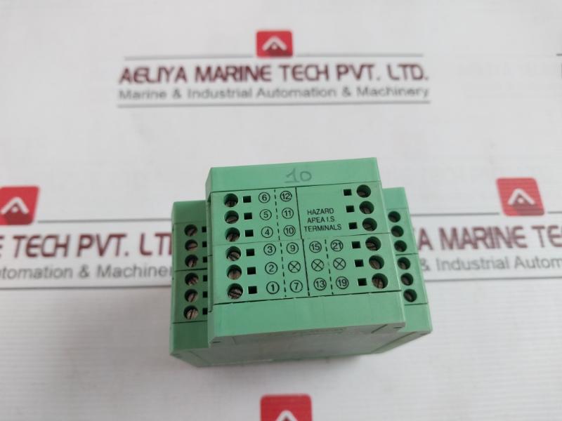 Advanced Systek R007-i.S. Interface Module 20-32Vdc 250V 33Mh/Ohm