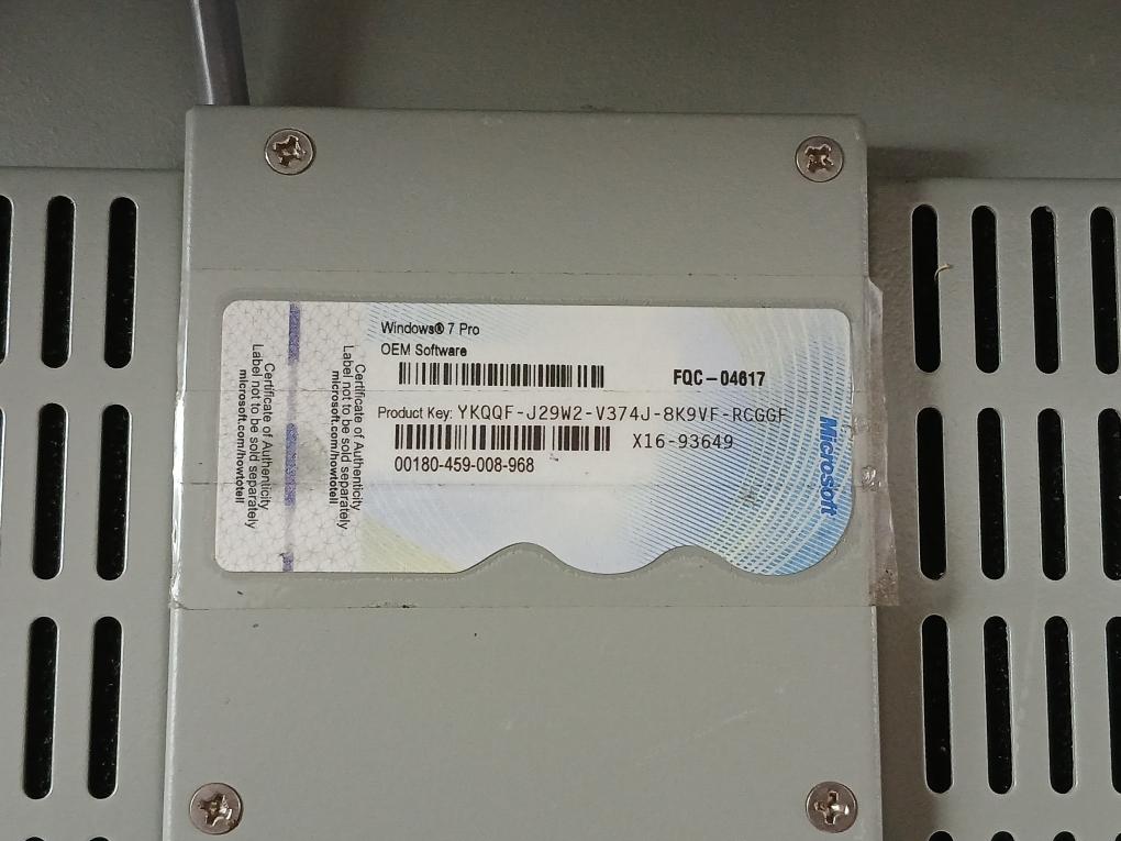 Advantech Ipc-610-h Industrial Computer Ipc-610Mb-00Xhe Kv3B0052Ba Sba129T