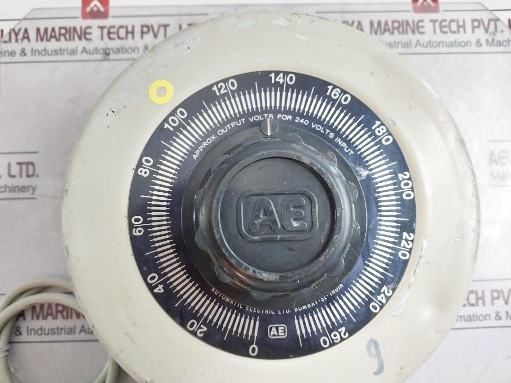 Ae 10 D-1P Dimmerstat 10 Amps 240V 50/60 Hz 2-7Kva