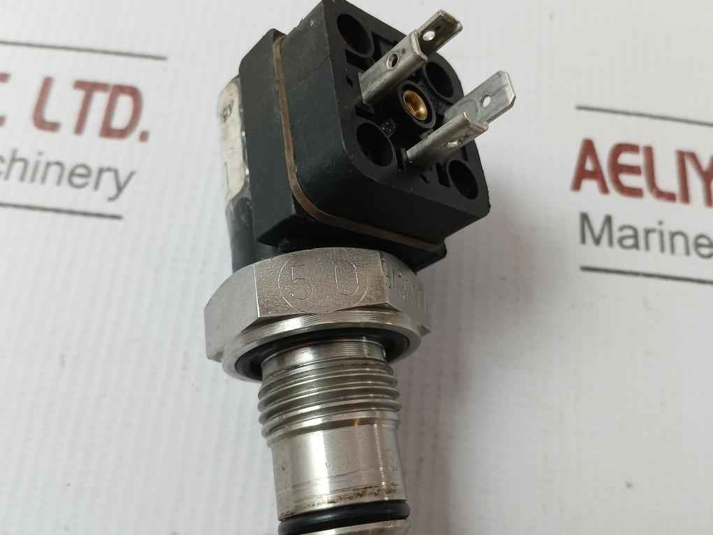 Ae 70.5,0.P.-.Va.- Pressure Valve Internormen