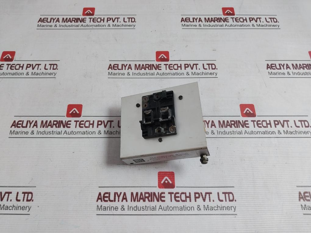 Aees 678 (03,01) Dc Voltage Relay 24V