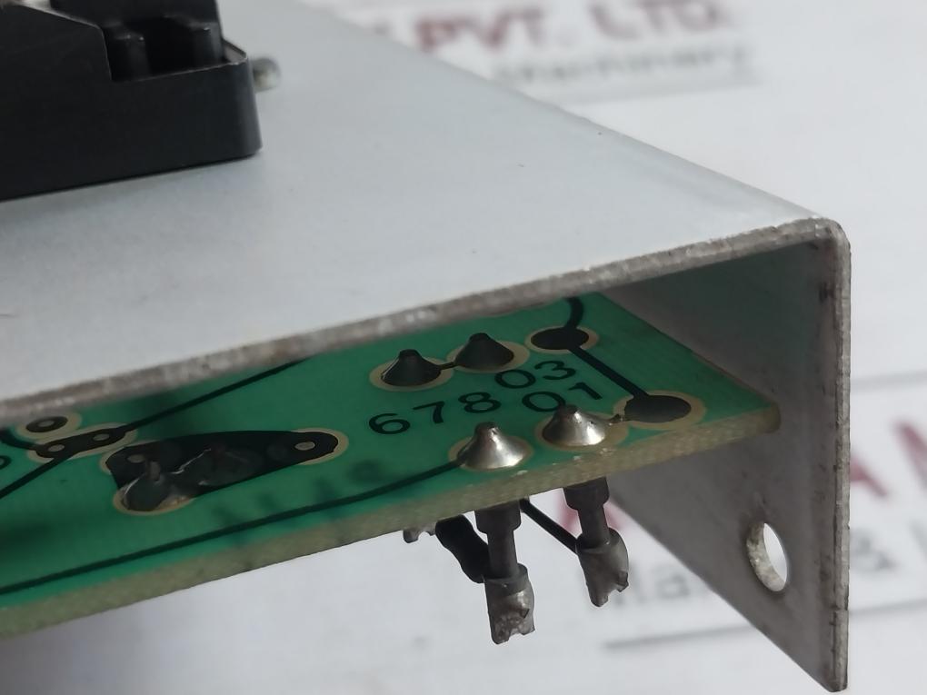 Aees 678 (03,01) Dc Voltage Relay 24V