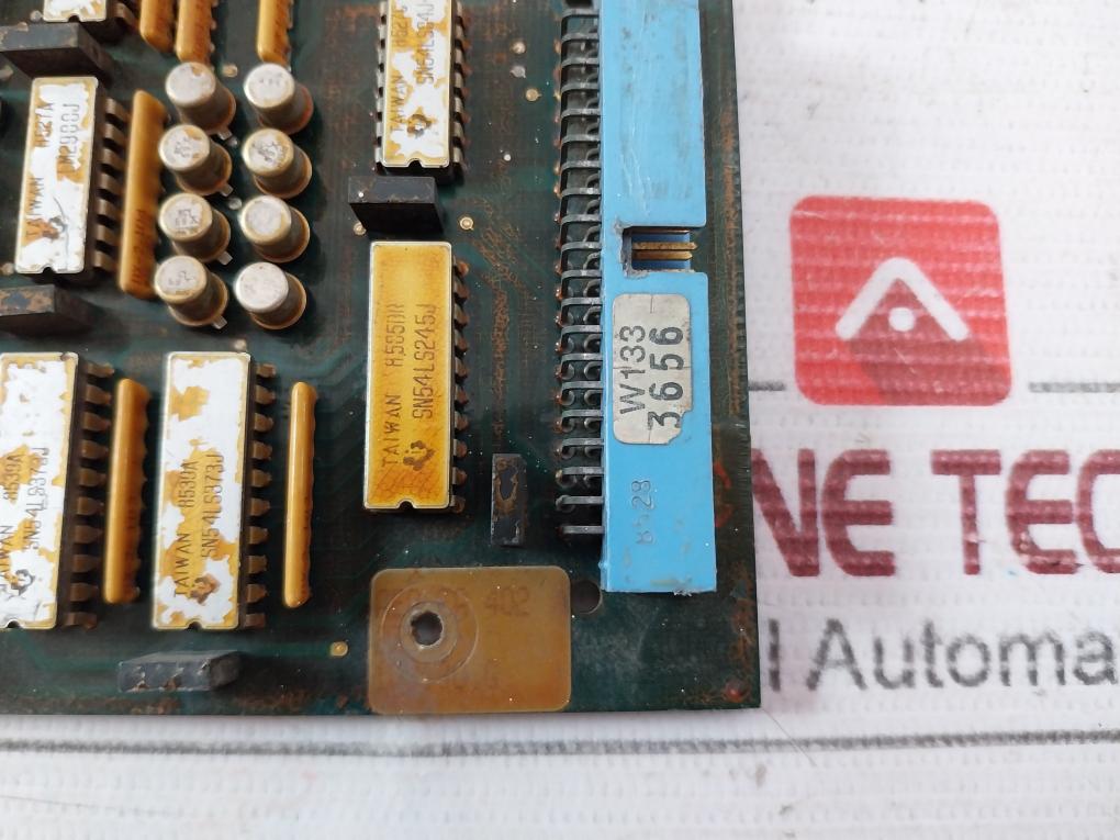 Aeg 272 301 120. A Printed Circuit Board