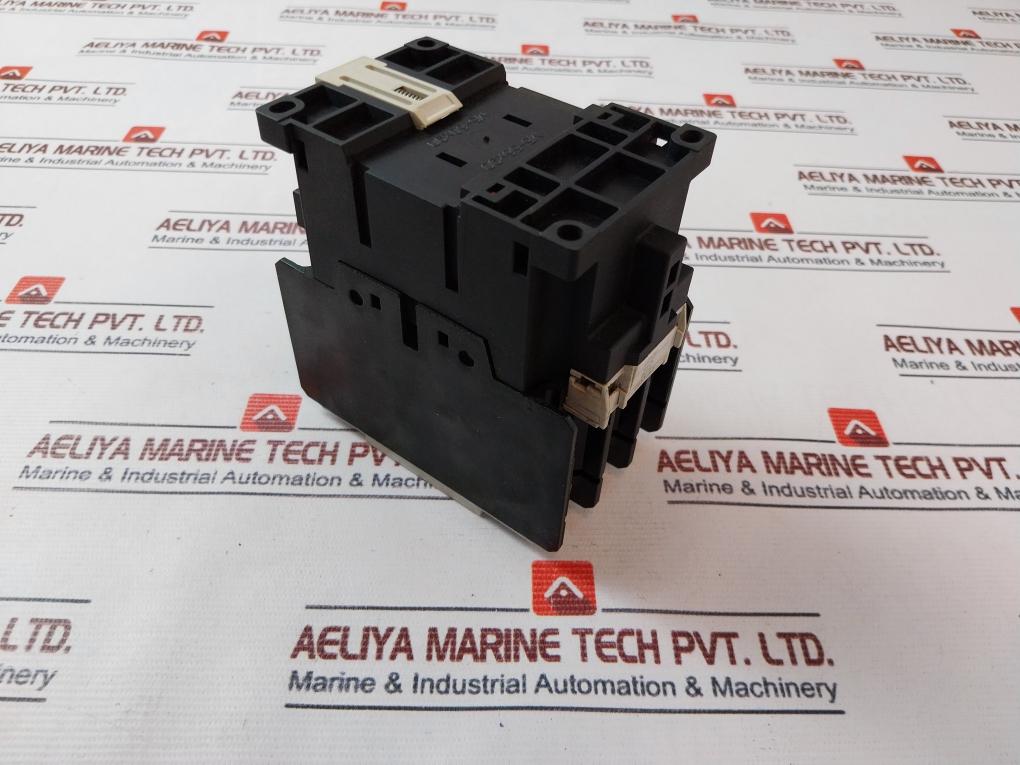 Aeg Ls 37K 3 Pole Contactor 440V 60Hz