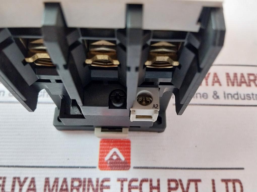 Aeg Ls 37K 3 Pole Contactor 440V 60Hz